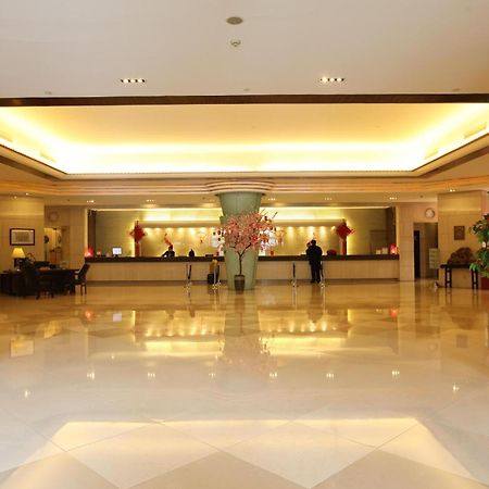 Merry Hotel Shanghai Interior photo
